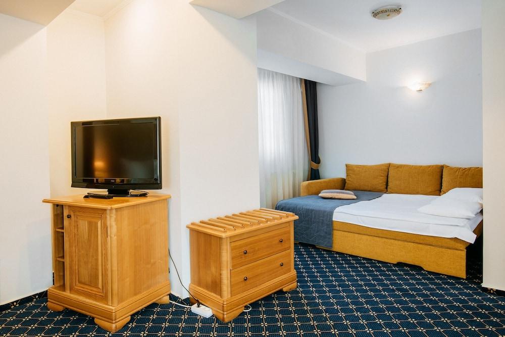 Best Western Bucovina Club De Munte Gura Humorului Exterior photo