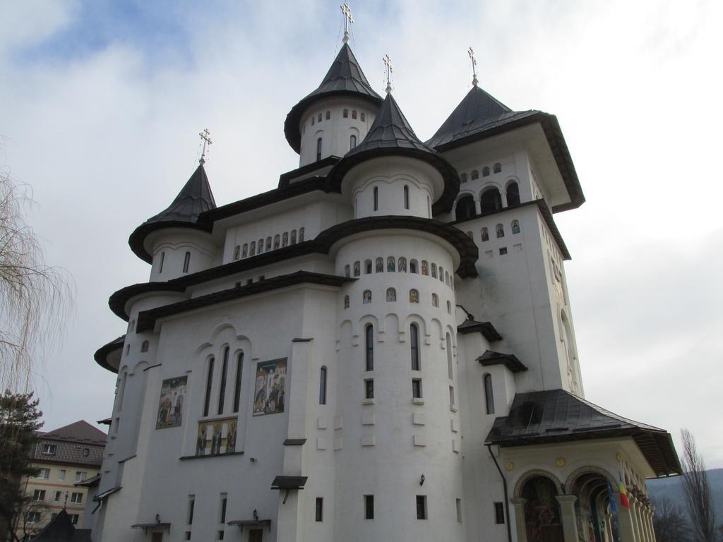 Best Western Bucovina Club De Munte Gura Humorului Exterior photo